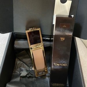 Tom Ford Shade & illuminate foundation SPF DUNE